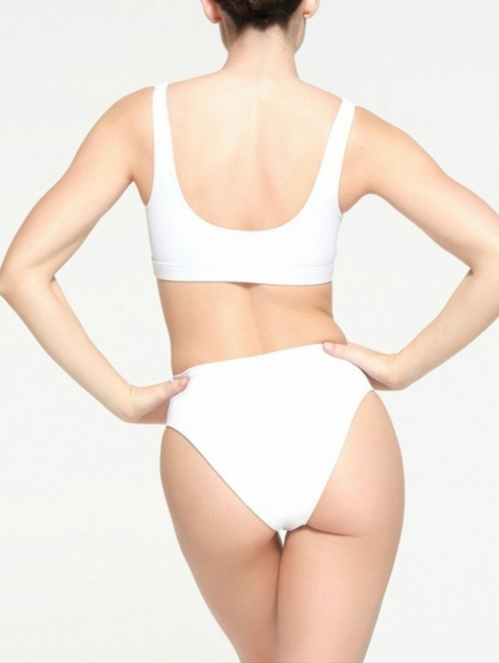 SKIMS▪️Recycled Swim Scoop Tank Bikini Top in Cotton - Picture 8 of 8